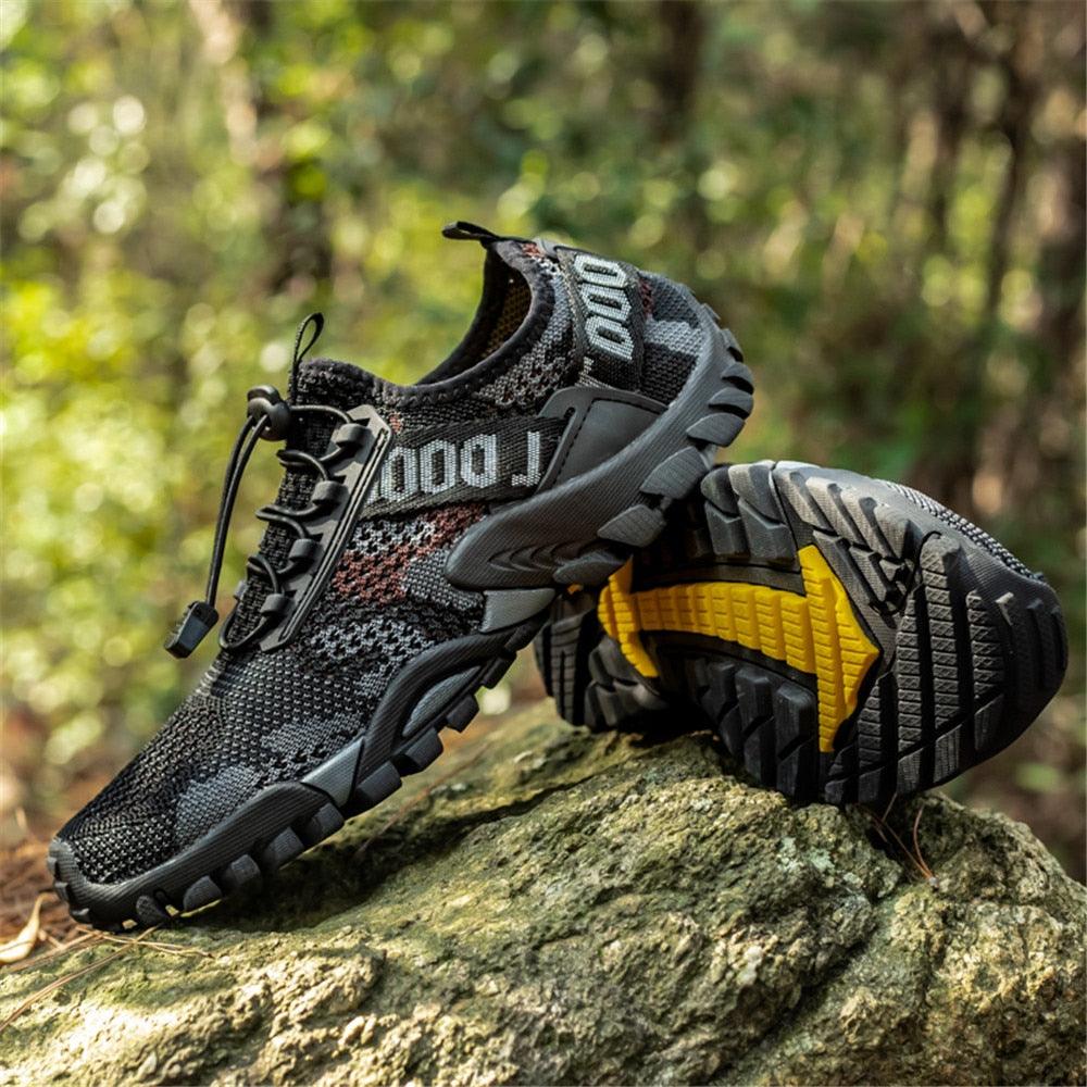 Quick Dry Men Sneakers Slip On Upstream Shoes Water Hiking Beach Surfing Shoes Sandals Barefoot Beach Sneakers Swim Boating Fishing Yoga Gym